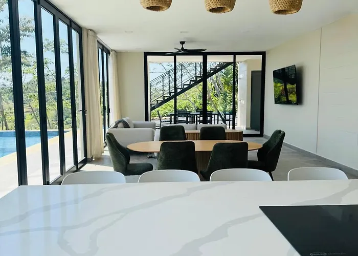 Coco Rica Luxury Oceanview Pool Concierge 4 Bedroom 6bed 5ba Playa Carrillo Villa