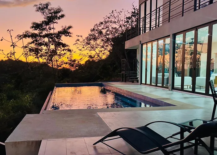 Coco Rica Luxury Oceanview Pool Concierge 4 Bedroom 6bed 5ba Playa Carrillo Villa